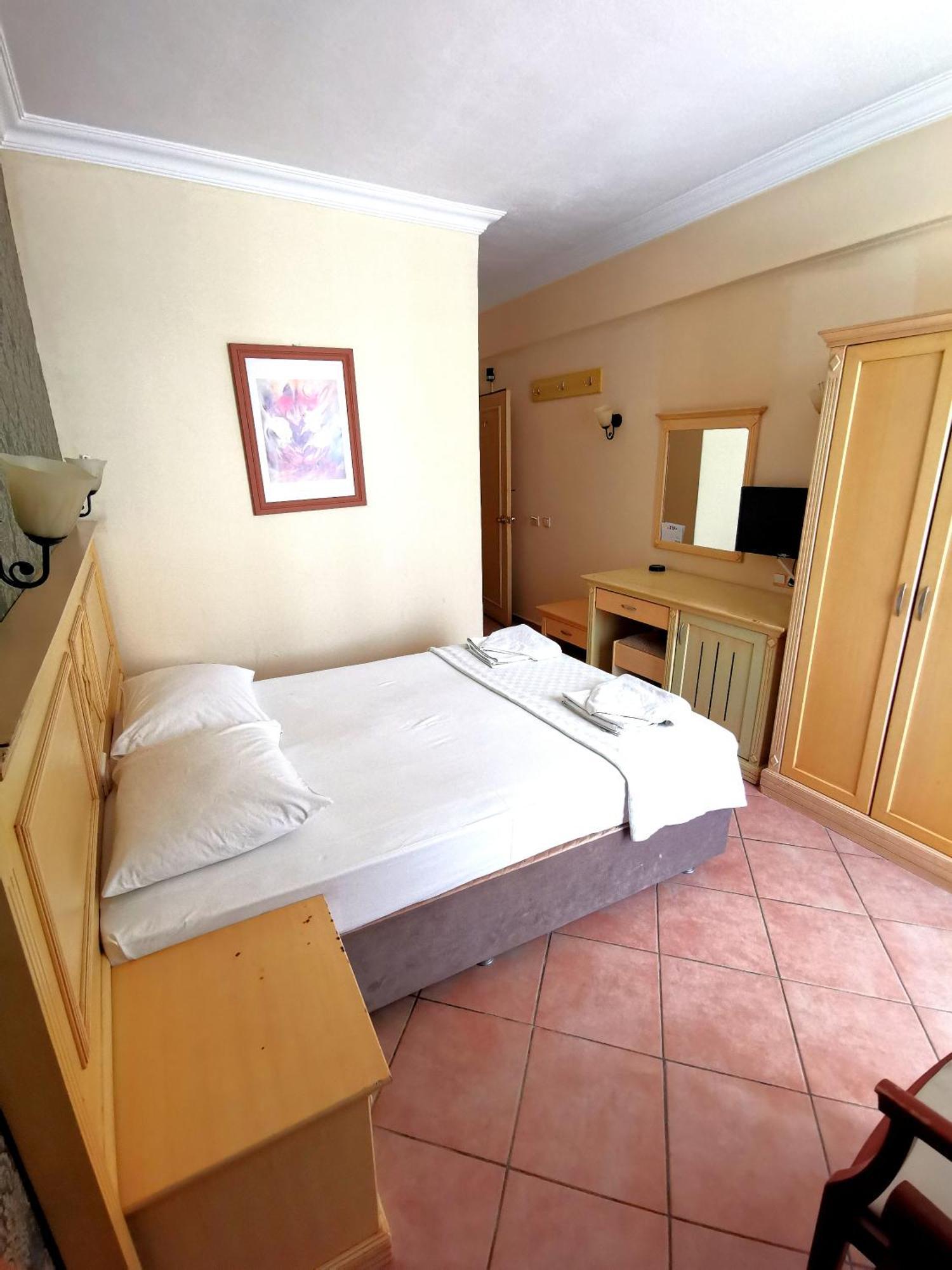 מרמריס Intermar Hotel מראה חיצוני תמונה