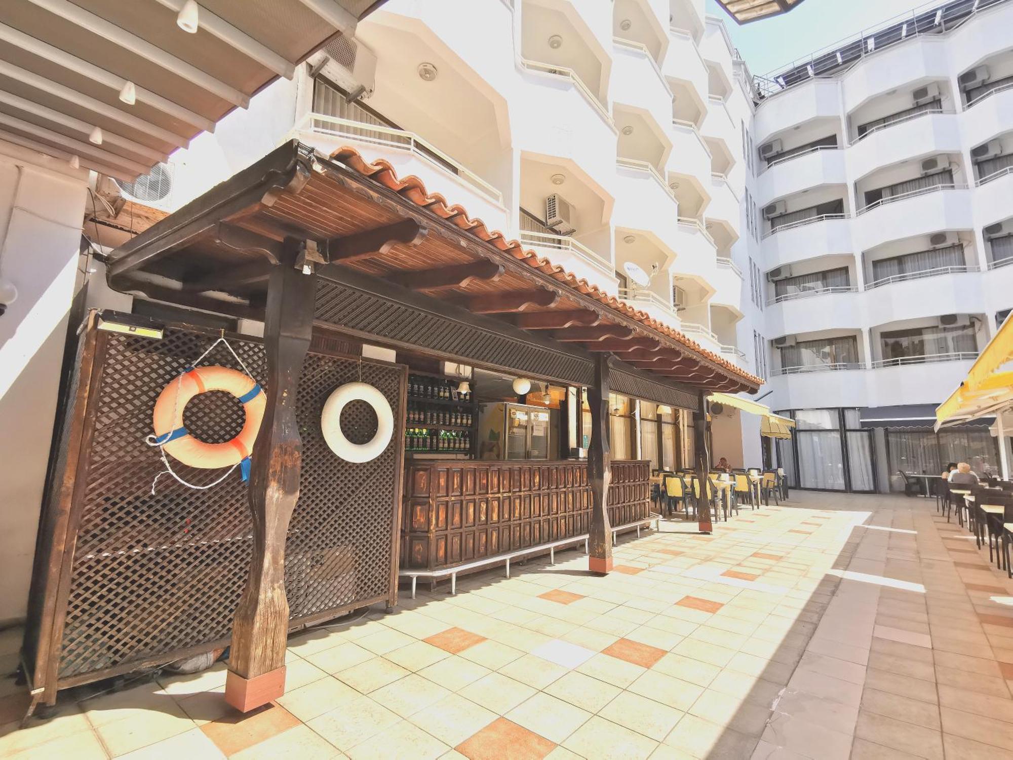 מרמריס Intermar Hotel מראה חיצוני תמונה
